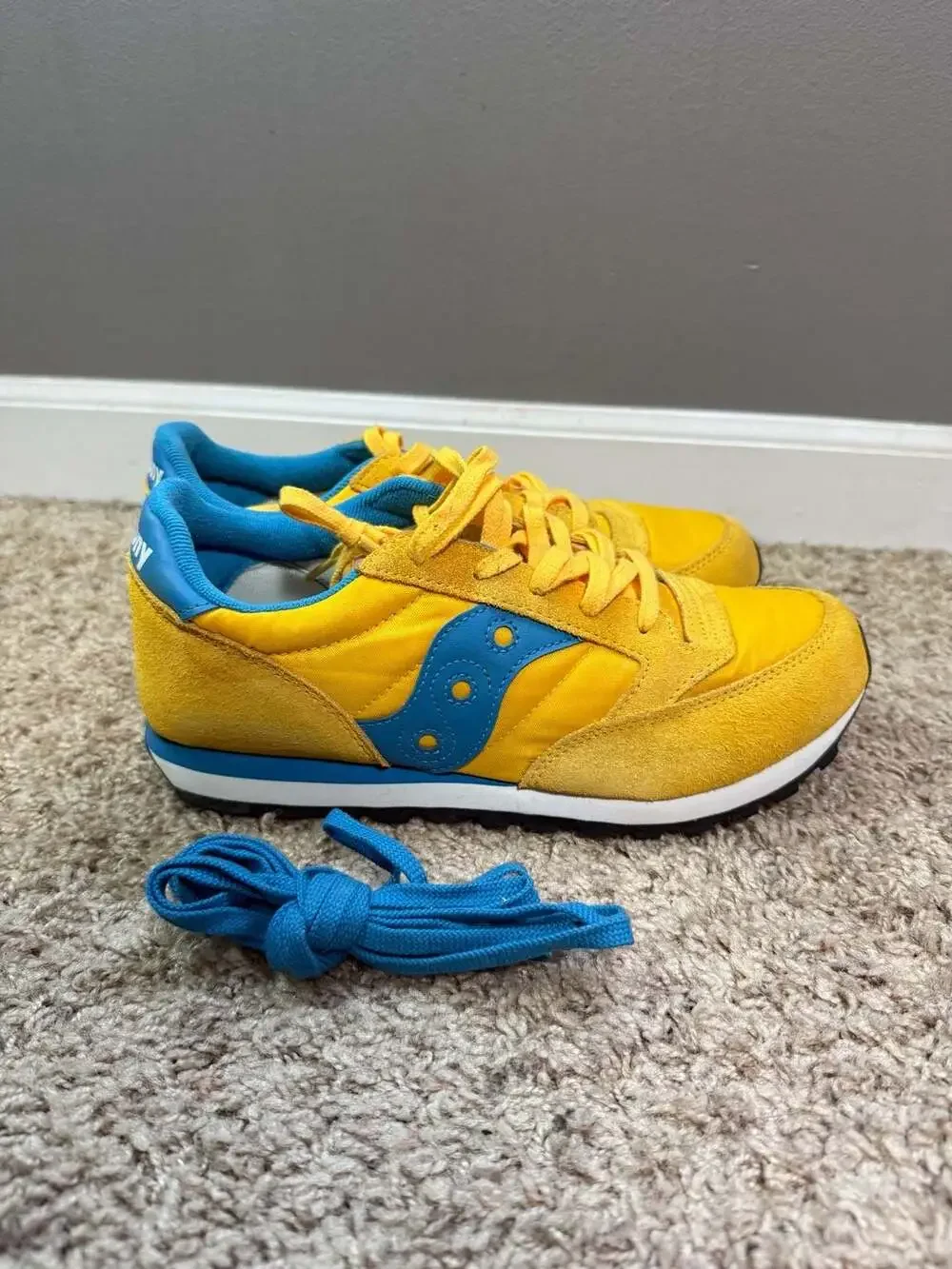 Saucony Jazz Original Vintage Sneakers in Yellow/Blue